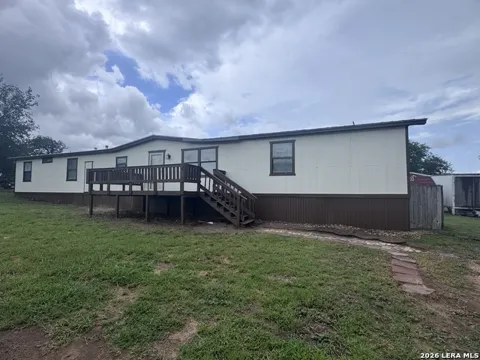 148 HICKORY HILL DR
