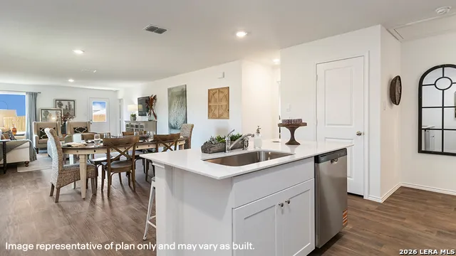 14827 Hemphill King San Antonio, TX 78245
