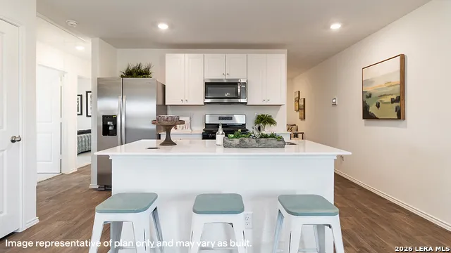 14827 Hemphill King San Antonio, TX 78245