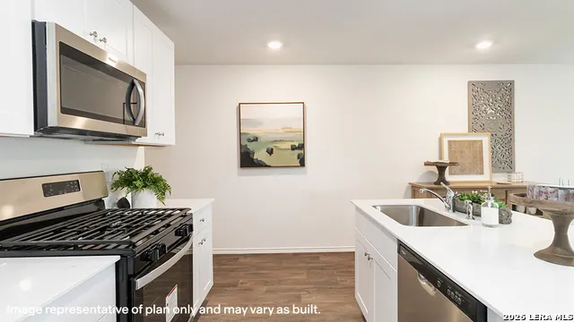 14827 Hemphill King San Antonio, TX 78245