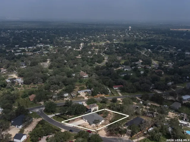 4807 BLUE BEECH DR Elmendorf, TX 78112