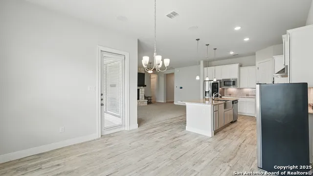1606 Folk Victorian New Braunfels, TX 78132
