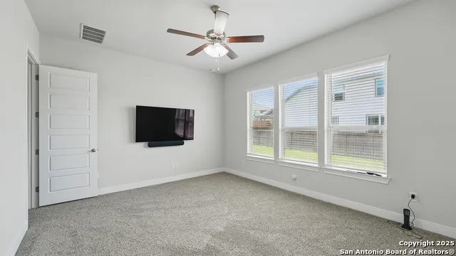 1606 Folk Victorian New Braunfels, TX 78132