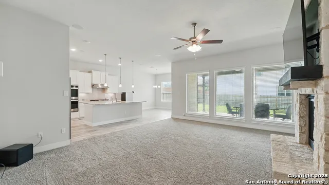 1606 Folk Victorian New Braunfels, TX 78132