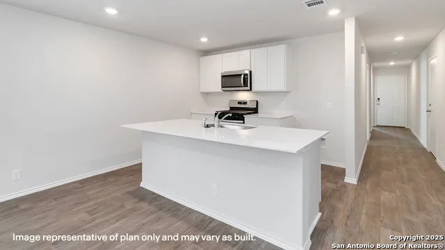 6024 Unakite Trail San Antonio, TX 78253