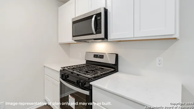 6024 Unakite Trail San Antonio, TX 78253