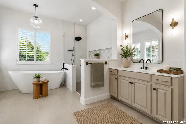 28722 Front Gate Boerne, TX 78015