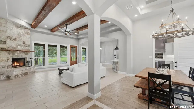 138 Wood Valley Adkins, TX 78101
