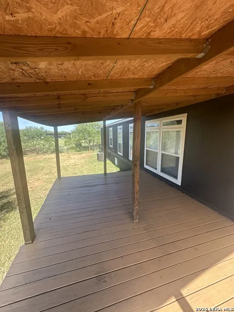 825 County Road 640 Hondo, TX 78861