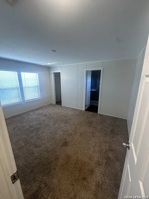 825 County Road 640 Hondo, TX 78861
