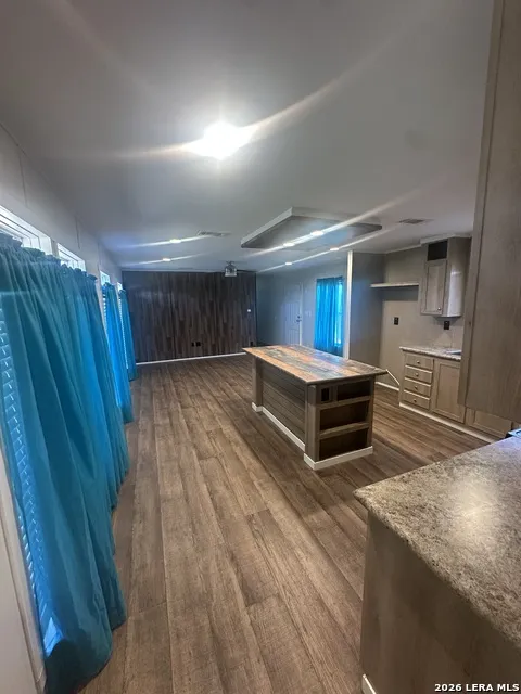 825 County Road 640 Hondo, TX 78861