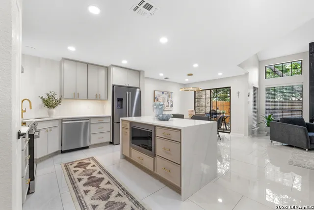 4509 Smokey Wood Ln San Antonio, TX 78249