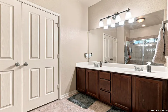 10903 FOX GLOVE FLD Helotes, TX 78023