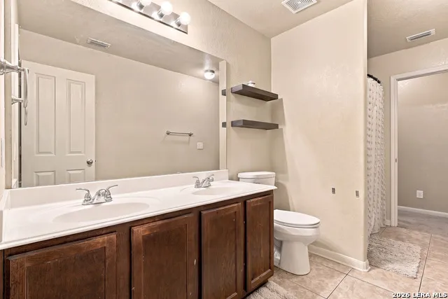 10903 FOX GLOVE FLD Helotes, TX 78023