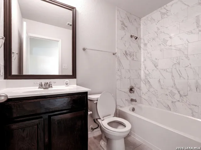 208 Gravel Gray Cibolo, TX 78108