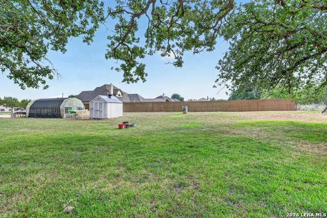 144 Abrego Lake Floresville, TX 78114