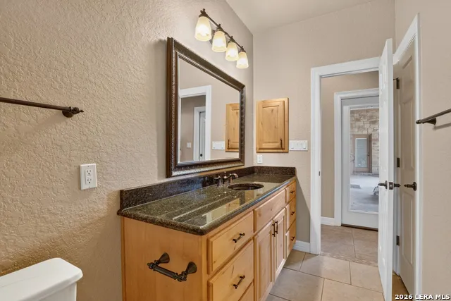 144 Abrego Lake Floresville, TX 78114