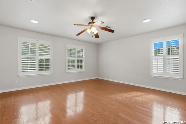 1203 Sand Wedge San Antonio, TX 78258