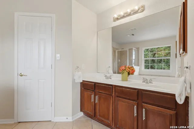 1203 Sand Wedge San Antonio, TX 78258