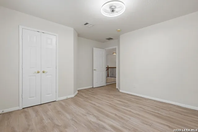 1203 Sand Wedge San Antonio, TX 78258