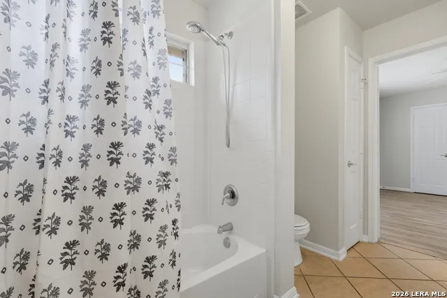 1203 Sand Wedge San Antonio, TX 78258
