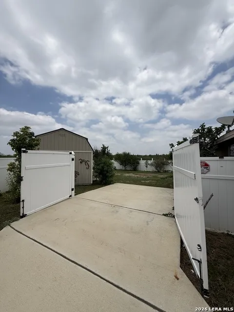 209 SANTA FE TRL Eagle Pass, TX 78852