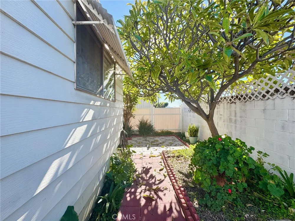 1630 W Covina Boulevard #39 San Dimas, CA 91773