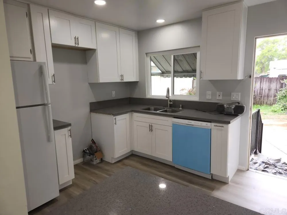 315 W Cypress Avenue El Cajon, CA 92020