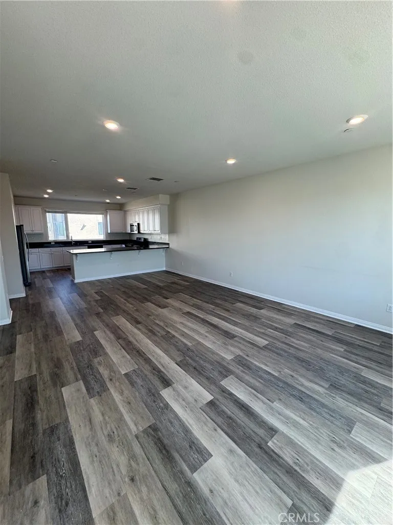 10742 Paramount Downey, CA 90241