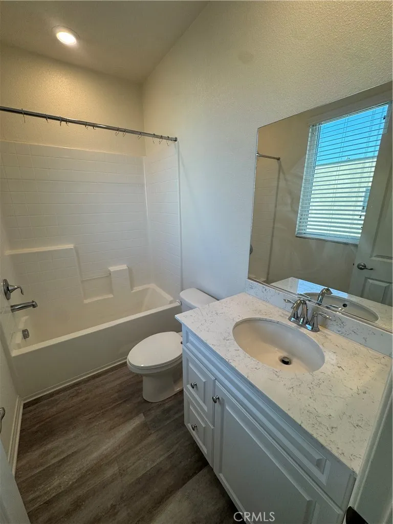 10742 Paramount Downey, CA 90241