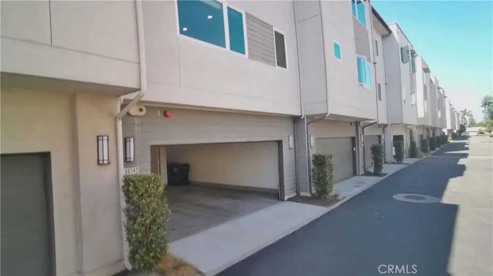 10742 Paramount Downey, CA 90241