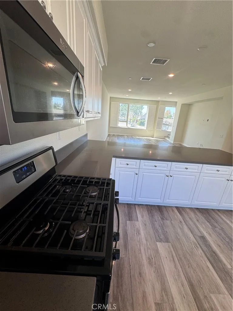 10742 Paramount Downey, CA 90241