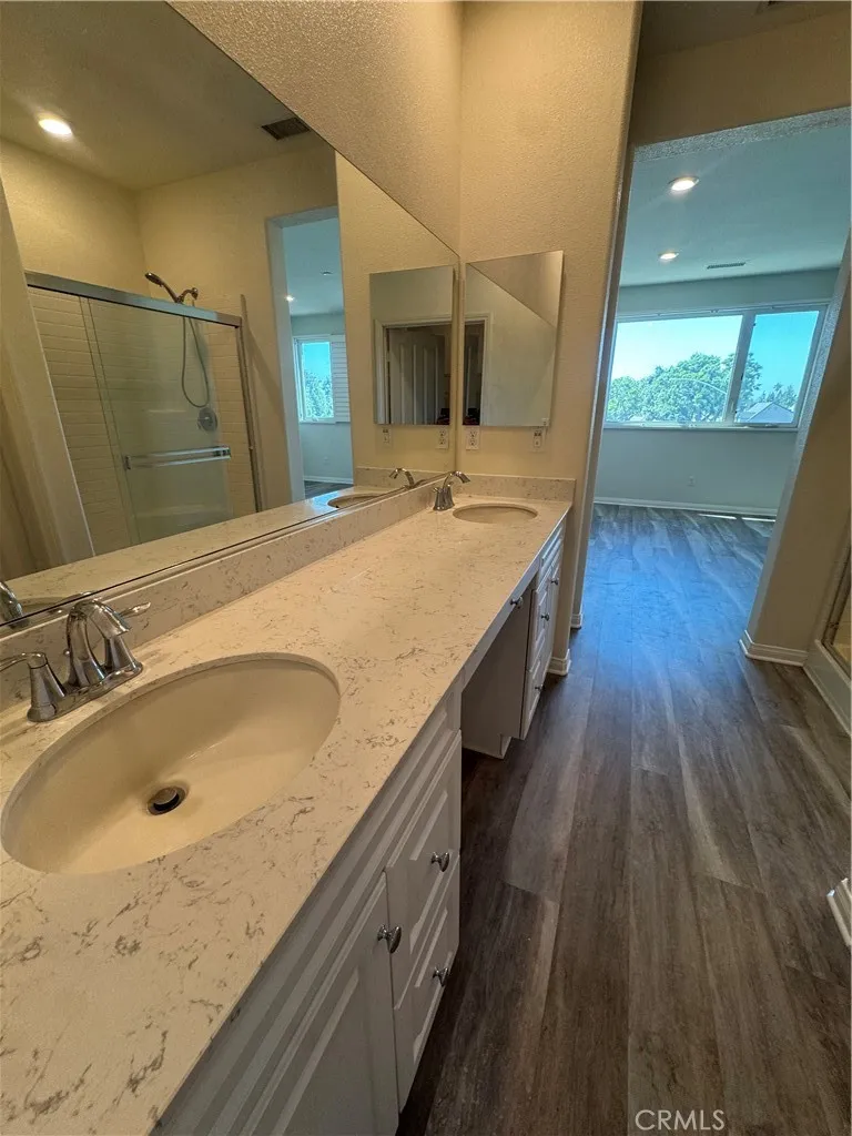 10742 Paramount Downey, CA 90241