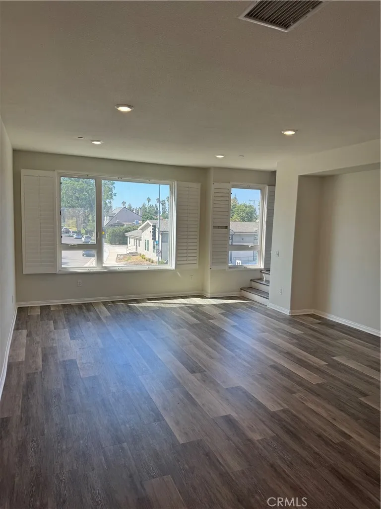 10742 Paramount Downey, CA 90241