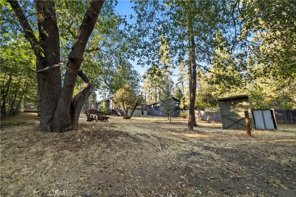 53985 Pine Crest Idyllwild, CA 92549