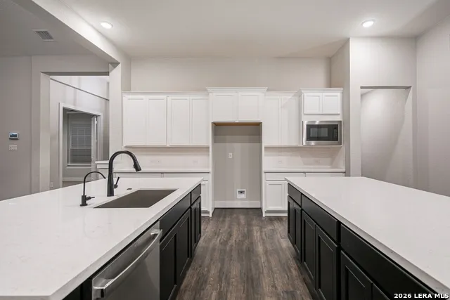 9312 Steel Spur Marion, TX 78124