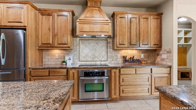 192 COPPER RIDGE DR La Vernia, TX 78121