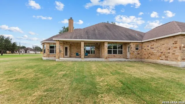 192 COPPER RIDGE DR La Vernia, TX 78121