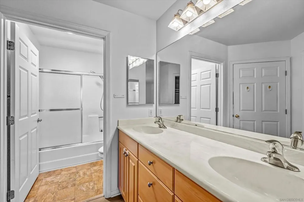 10026 Maya Linda #6204 San Diego, CA 92126