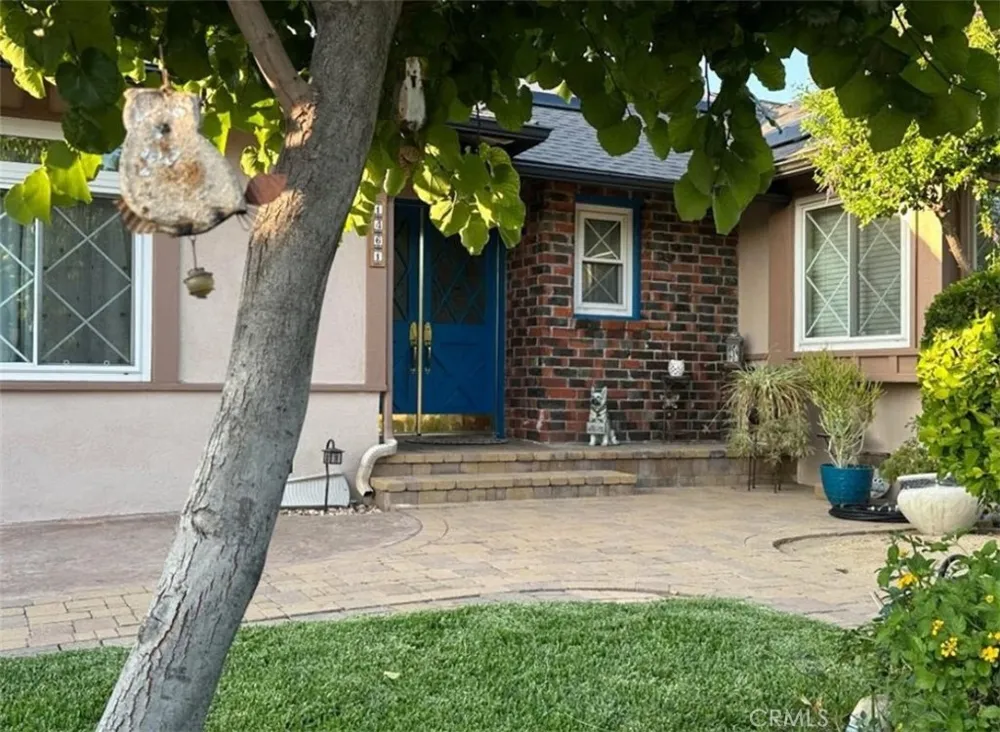 1461 E Grovecenter Street Covina, CA 91724