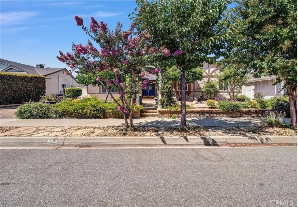 1461 E Grovecenter Street Covina, CA 91724