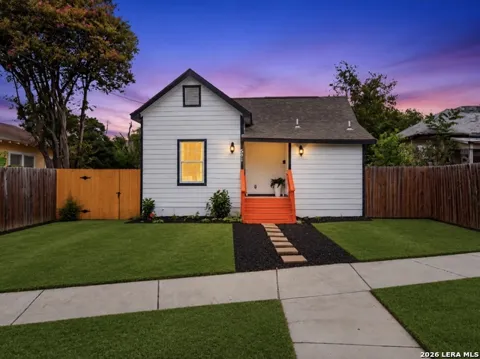 541 ARANSAS AVE