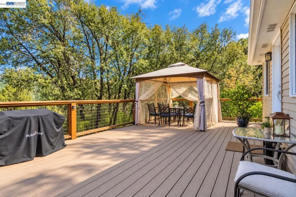 39309 Forest Park Ln Oakhurst, CA 93644
