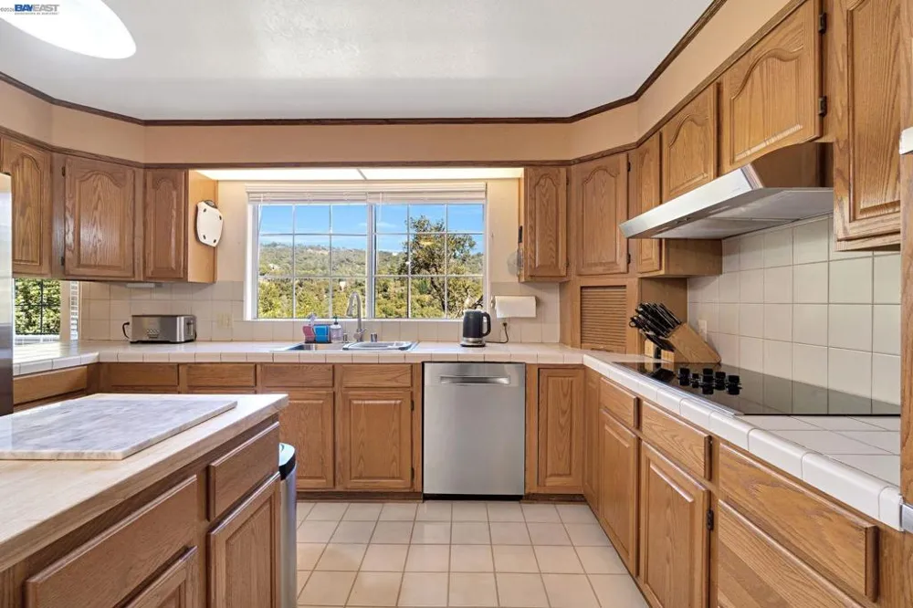 39309 Forest Park Ln Oakhurst, CA 93644