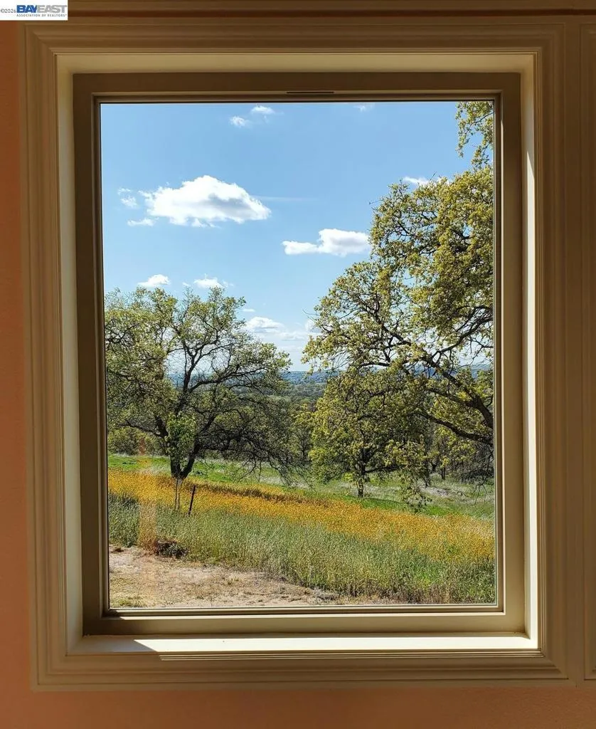 34310 Barn Owl Rd Raymond, CA 93653