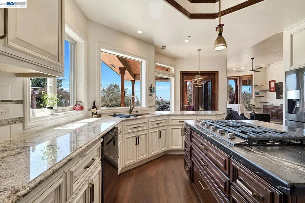 34310 Barn Owl Rd Raymond, CA 93653