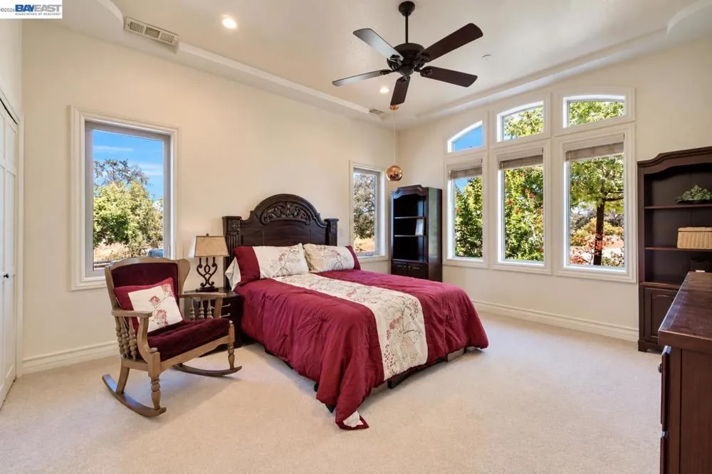 34310 Barn Owl Rd Raymond, CA 93653