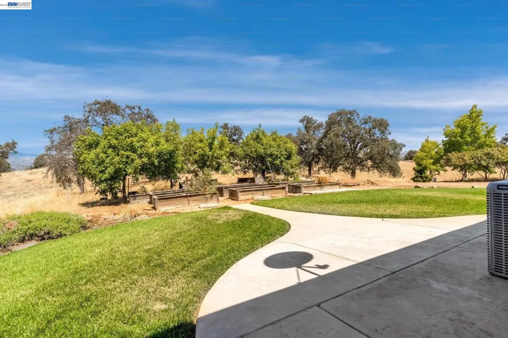 34310 Barn Owl Rd Raymond, CA 93653