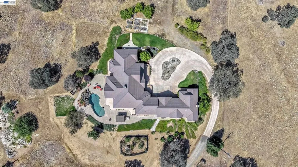 34310 Barn Owl Rd Raymond, CA 93653