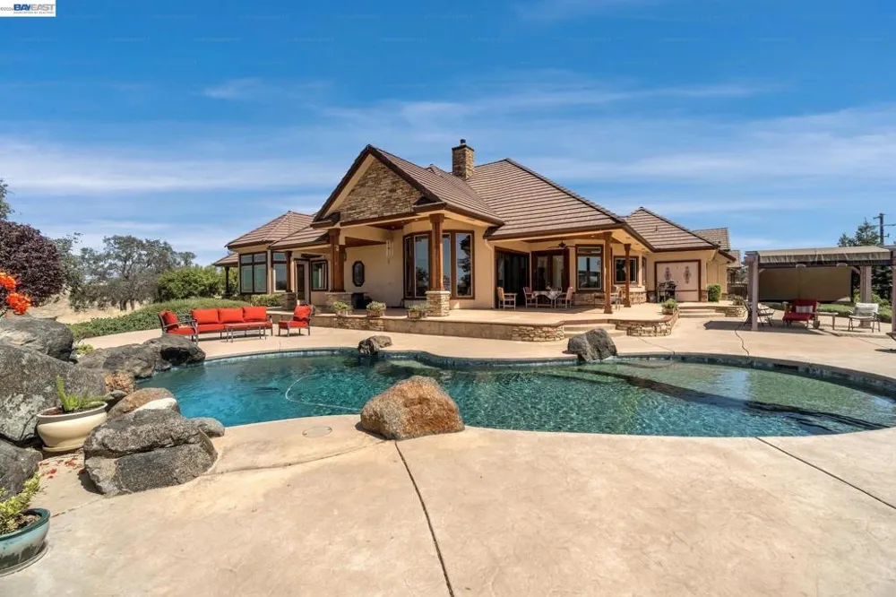 34310 Barn Owl Rd Raymond, CA 93653